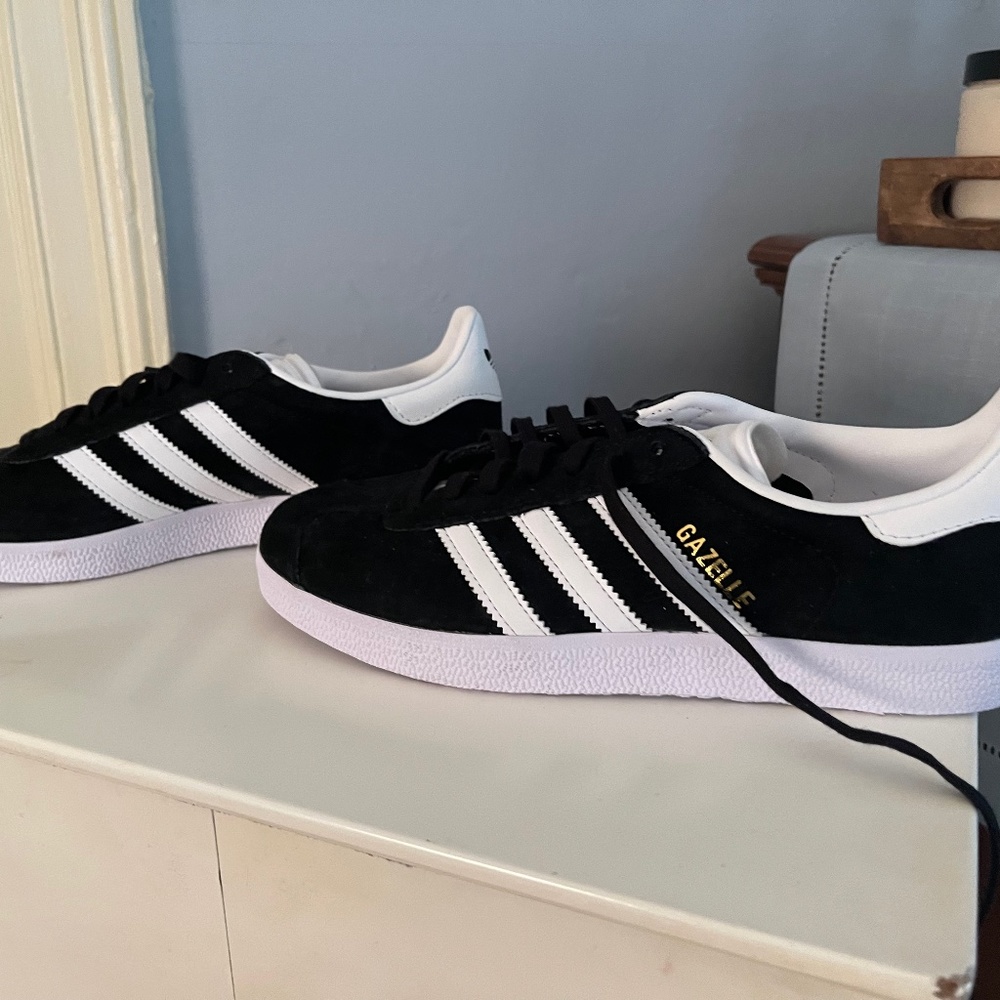 Adidas Gazelle sneakers